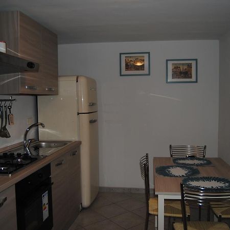 Il Susino Apartamento Tirrenia Exterior foto